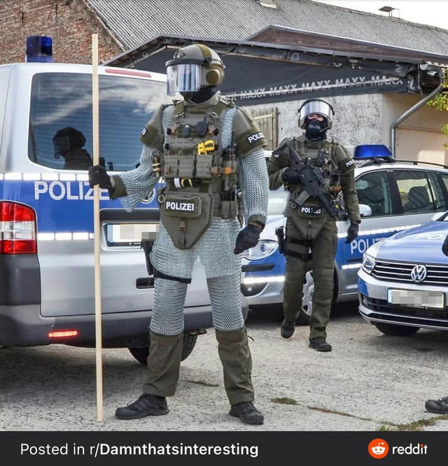 apparently-this-picture-is-not-a-fake-german-police-uses-v0-s0e87g3vuxg91.jpg