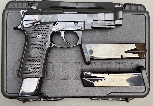 Beretta 92gts with 20 rd mag b.jpg