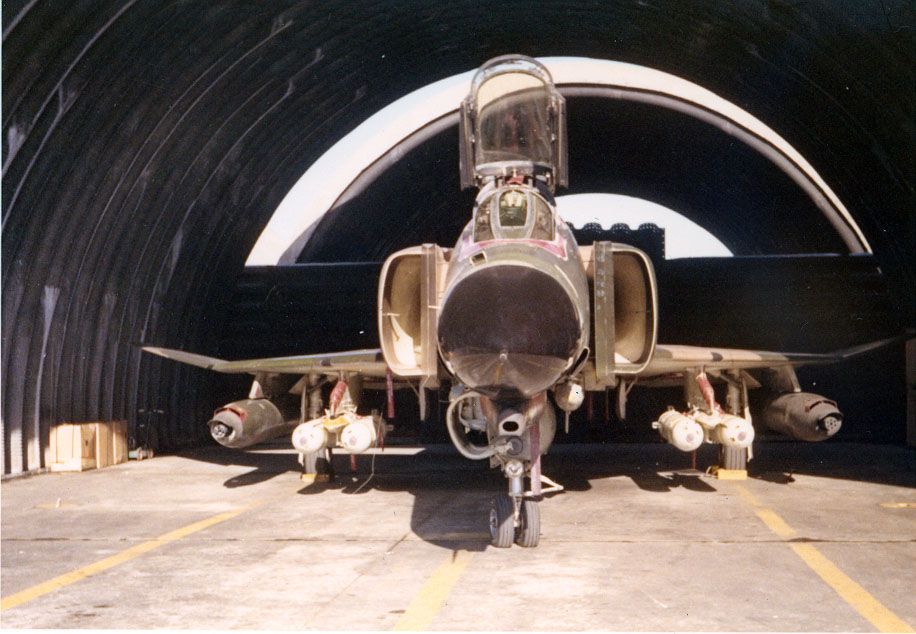 F-4E-Chico-the-Gunfighter (1).jpg