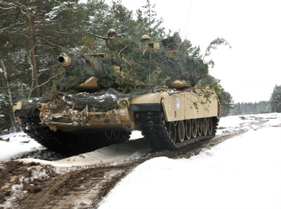 M1-Abrams-tank-camo.jpg