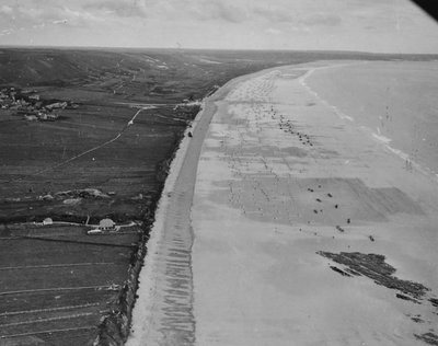 aerial-view-of-german-beach-defenses-normandy-summer-1944.jpg