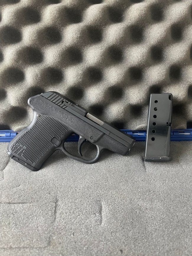 KelTec P32.jpg