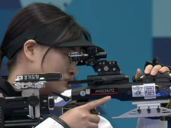 Screenshot 2024-07-27 at 23-16-21 China strikes gold in mixed team air rifle for first medal o...png